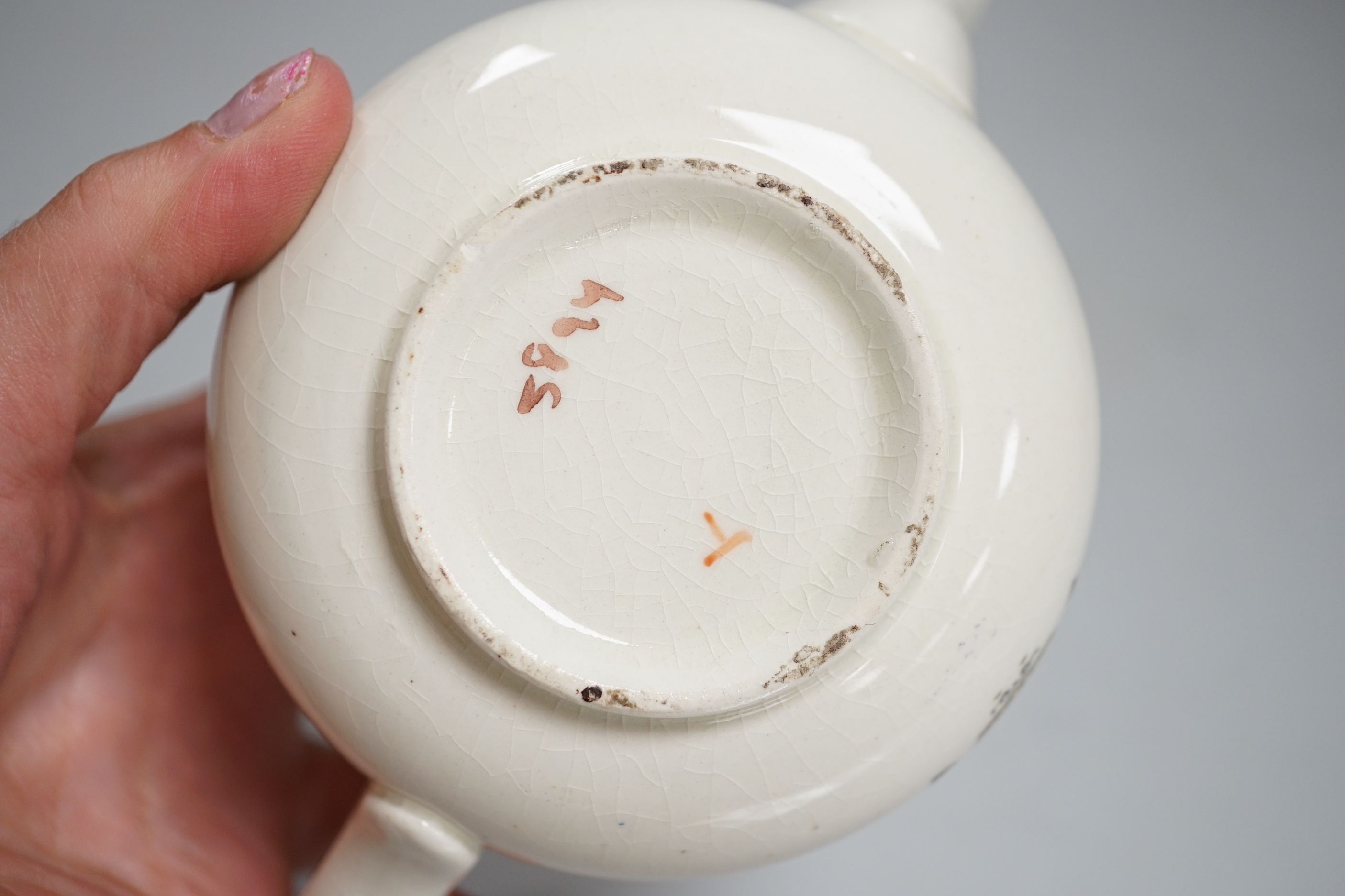 A WWI commemorative teapot with ‘For Right and Freedom’ motto and allied flags, 16cm wide